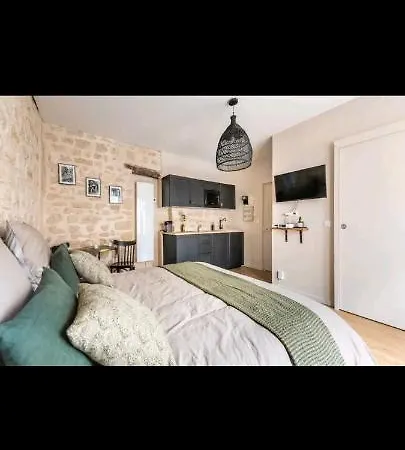 Imhost - Amazing Architect Pere Lachaise Apartmán *